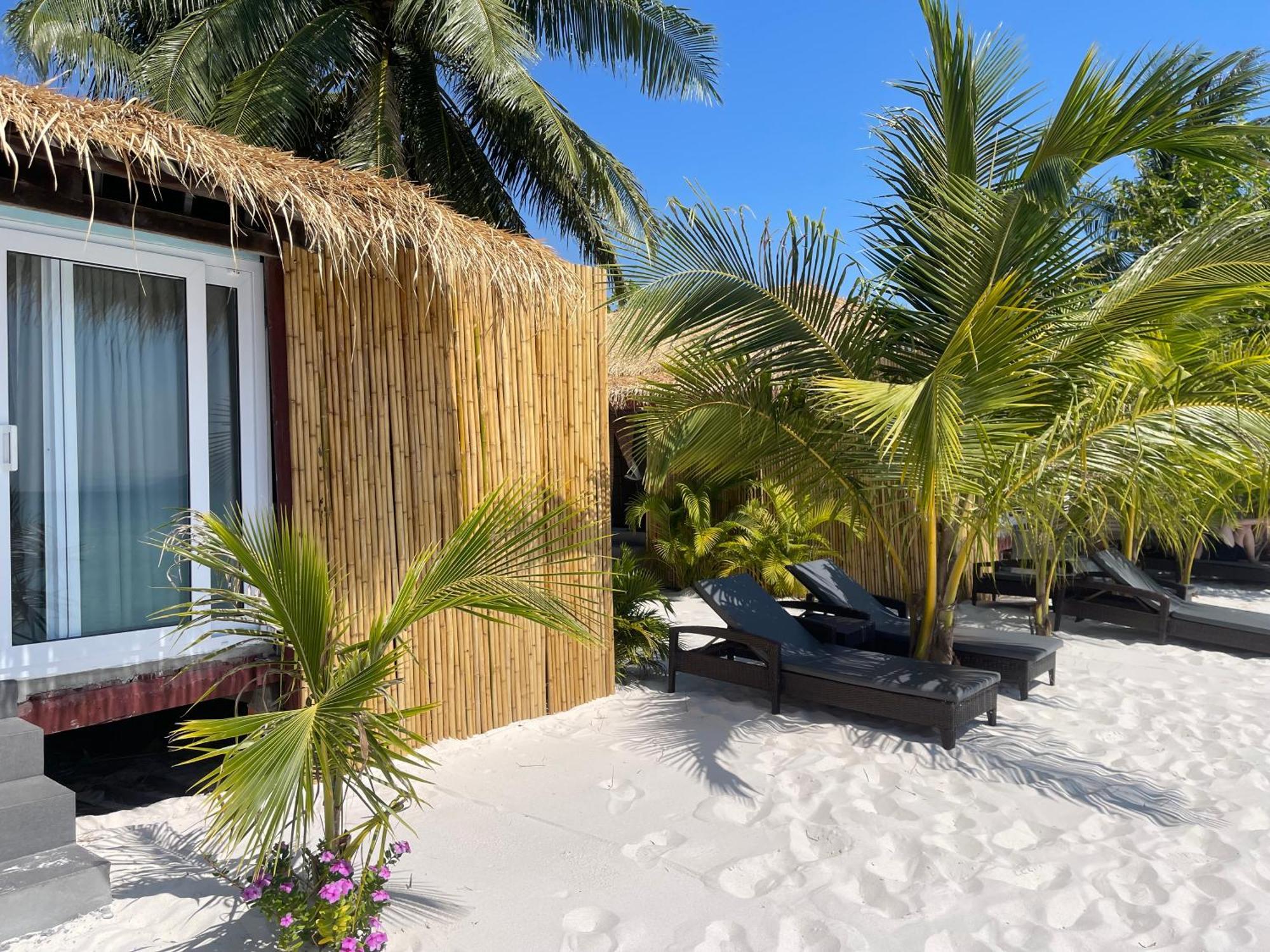 White Sand Ark Resort Sok San Village Exterior foto
